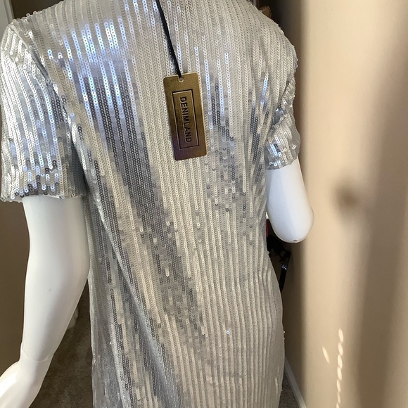 Dreamland Silver Sequin Mini Dress with Black Text NWT - Picture 6 of 7